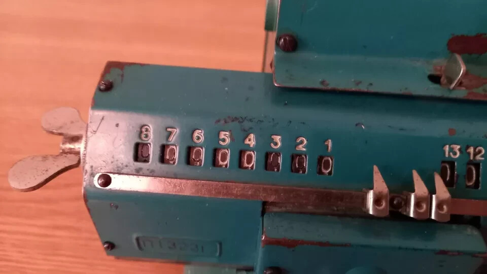 Old Arithmometer adding machine (calculator) Felix USSR.