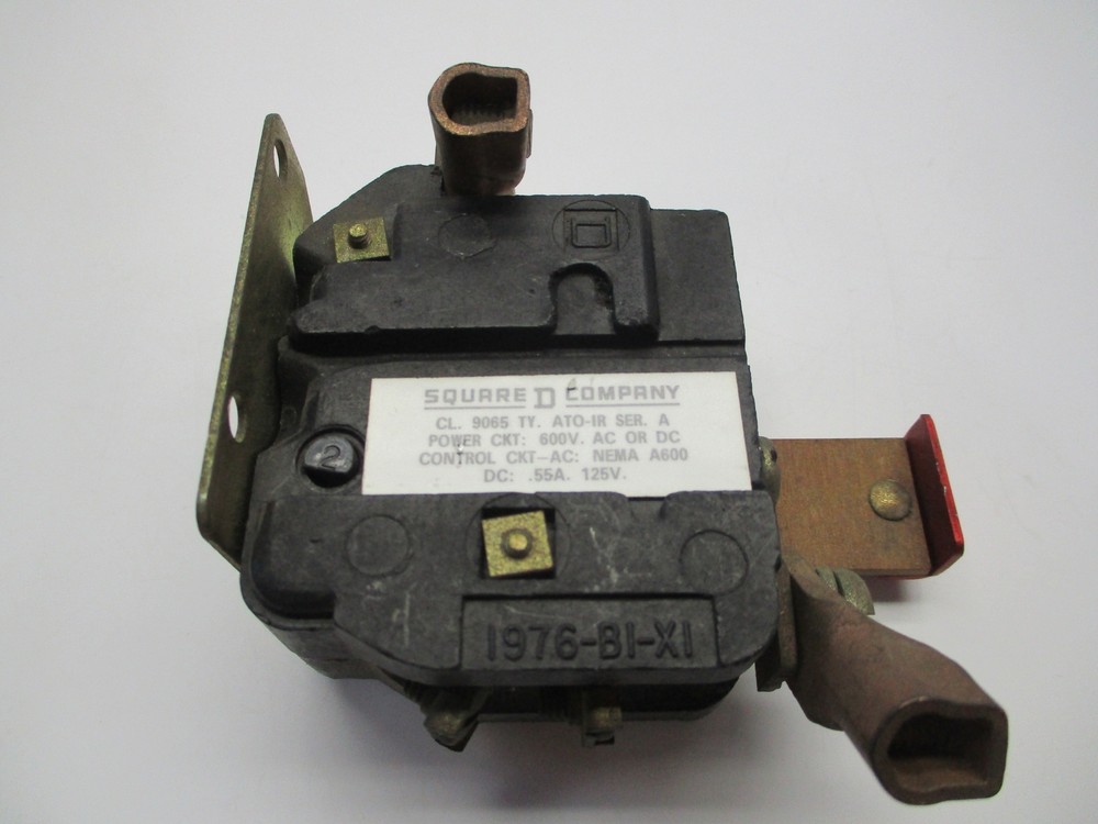 SQUARE D 1976-BI-XI RESET SWITCH NSNP