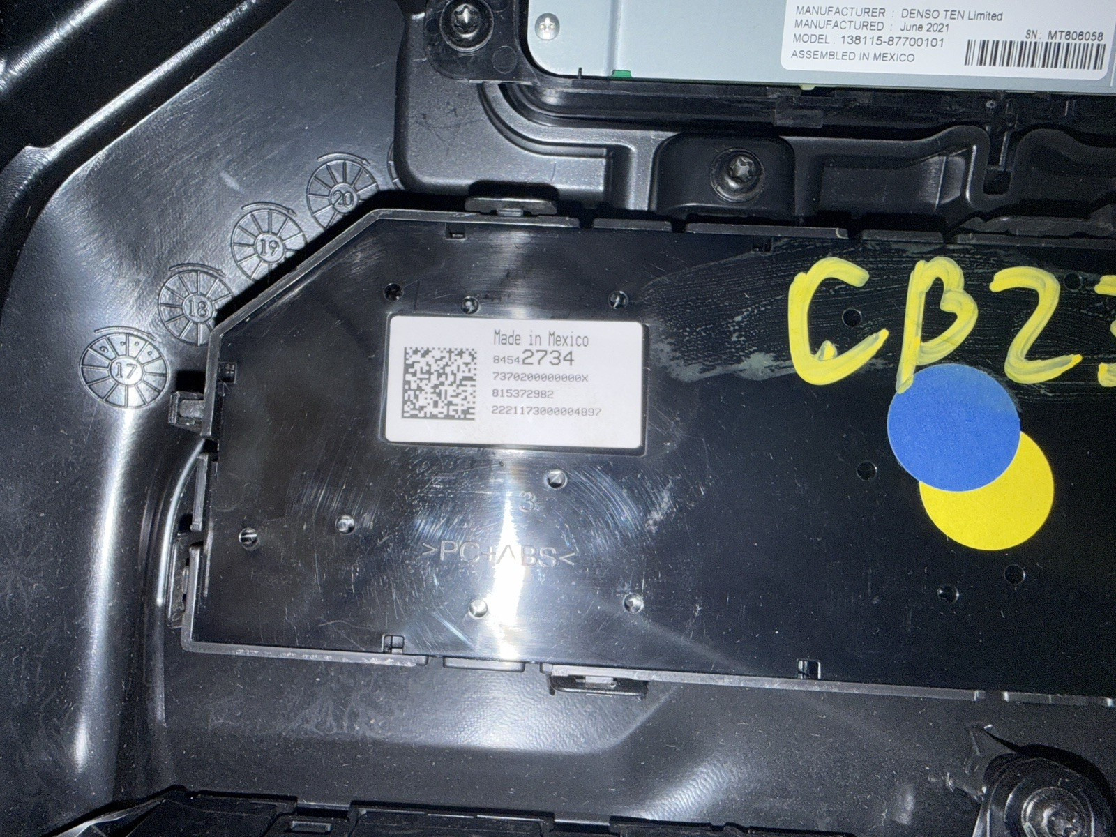 2021 CHEVY SILVERADO 2500 RADIO CONTROL PANEL 8" DISPLAY 84542734 HEAT/AC DASH