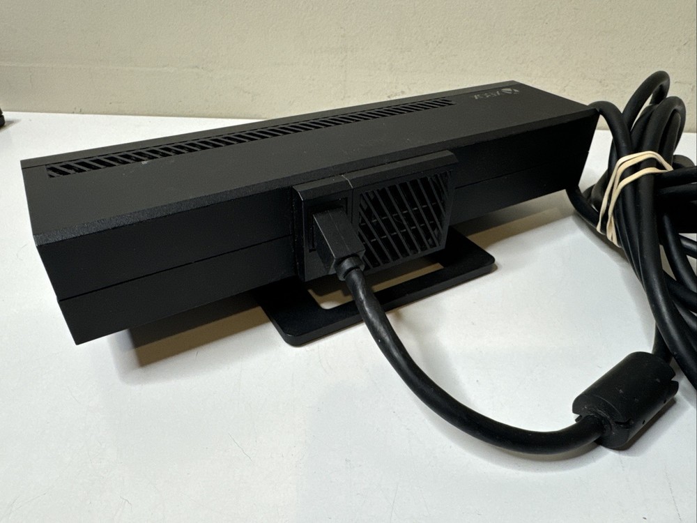 Microsoft Xbox One Kinect Wired Motion Sensor Black Model 1520 OEM