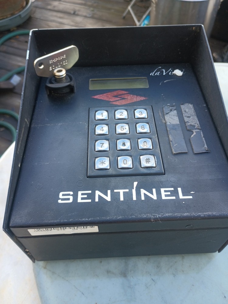 Sentinel Systems Da Vinci Keypad, And Box With Key