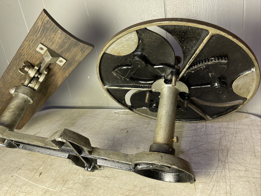 Antique Cast Iron Rotating Star Unknown Tool