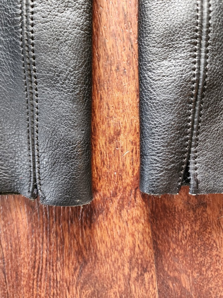 HARLEY-DAVIDSON LEATHER BLACK CHAPS SIZE MEDIUM USED