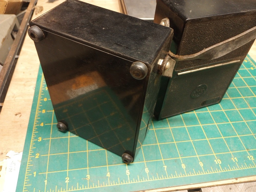 2 Vintage Ge Test Meters