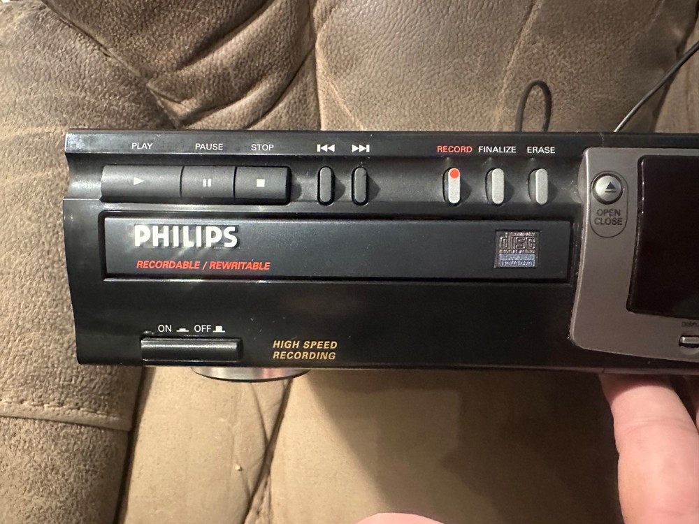 Philips CDR 765/17 Audio Compact Disc Recorder / No Remote. TESTED WORKING.