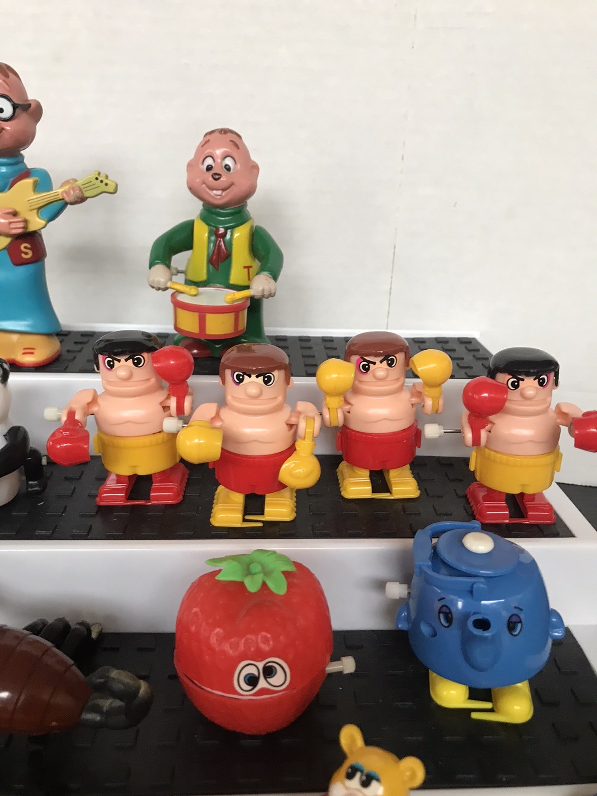 VINTAGE WIND UP TOYS HONG KONG LOT 19 BOXERS BOAT THEODORE SIMON PANDA CLOCK