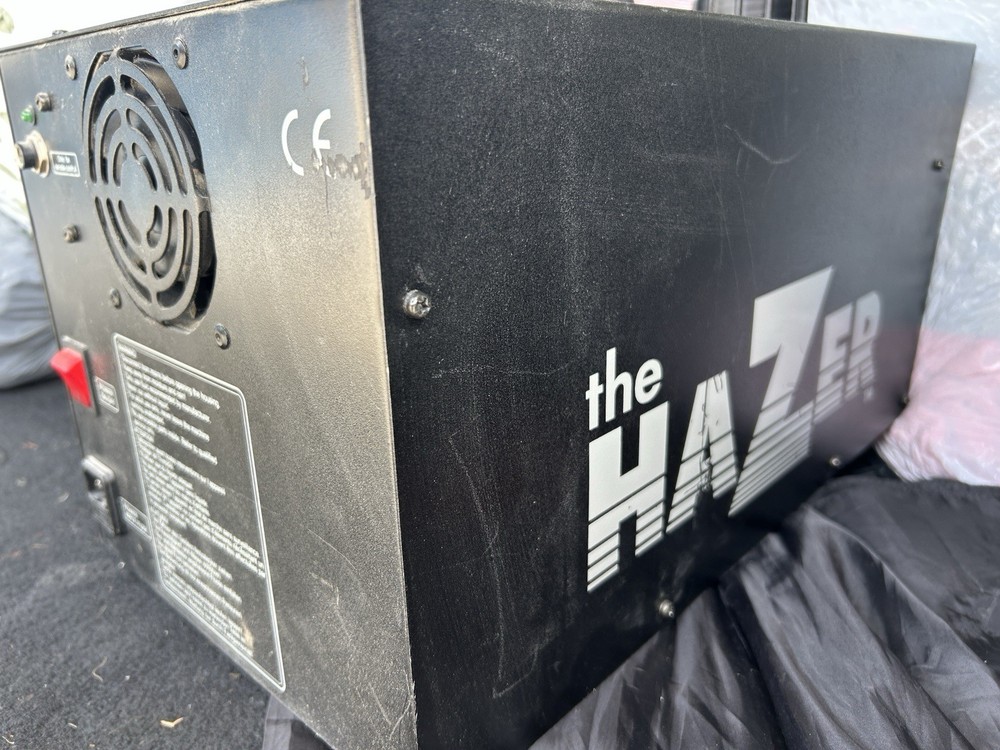ULTRATEC RADIANCE HAZER HAZE MACHINE