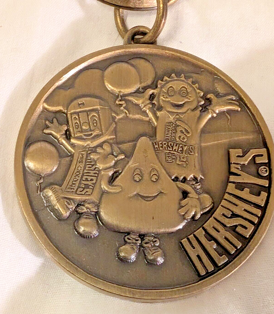 Hershey Park Chocolate Characters Metal Keychain 🍫