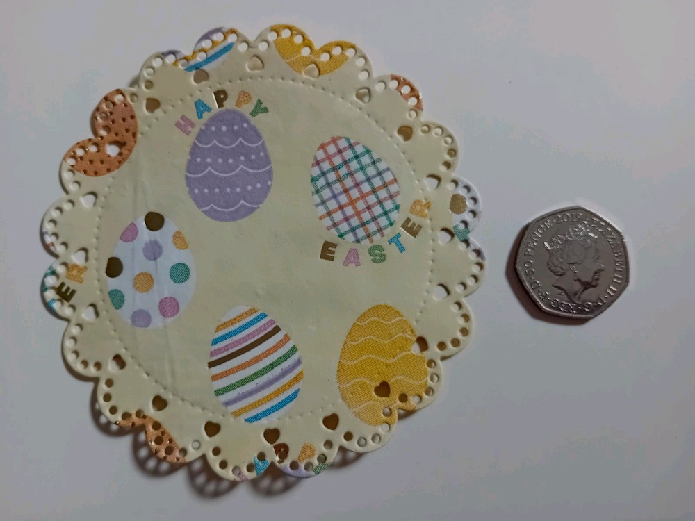 10 Easter Napkins-Coasters 10 Happy Easter Decorating Doilies 10.6cm