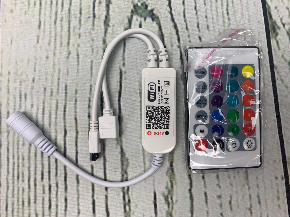 WiFi Wireless LED Smart Controller Working with Android and iOS System Mobile