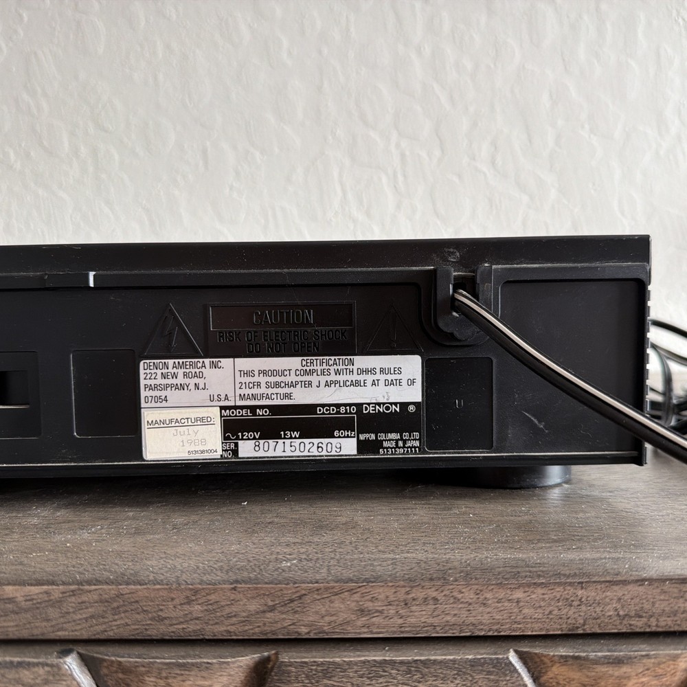 Denon DCD-810 PCM Audio Technology Double Super Linear Converter CD Player