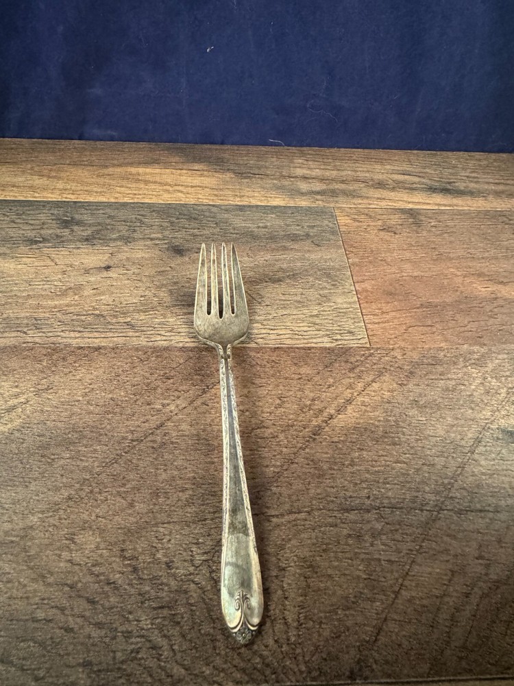 Salad Fork Wm Rogers & Son Exquisite Pattern Silverplated