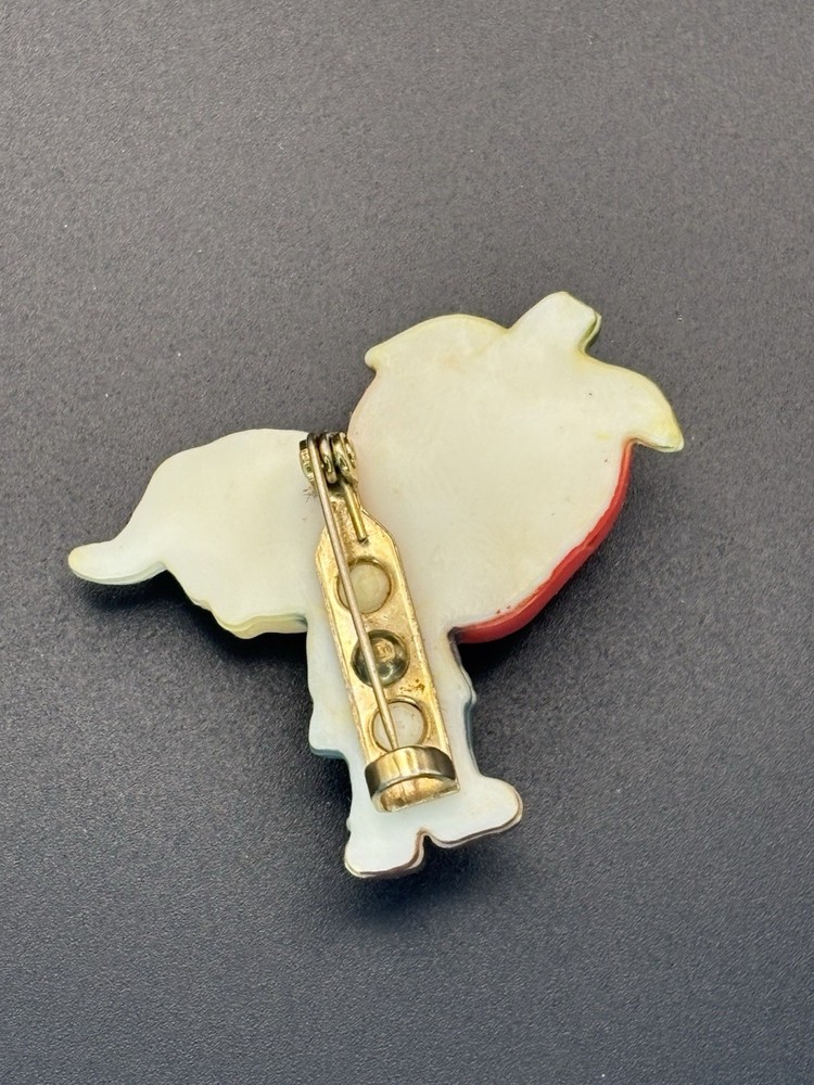 HALLMARK Decorative LAPEL PIN Brooch 1970's "PIXIE Holding Strawberry" Button