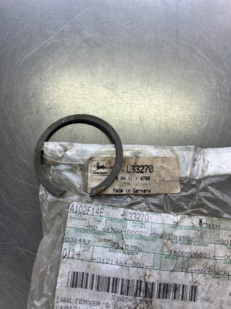 L33270 Genuine OEM John Deere SNAP RING