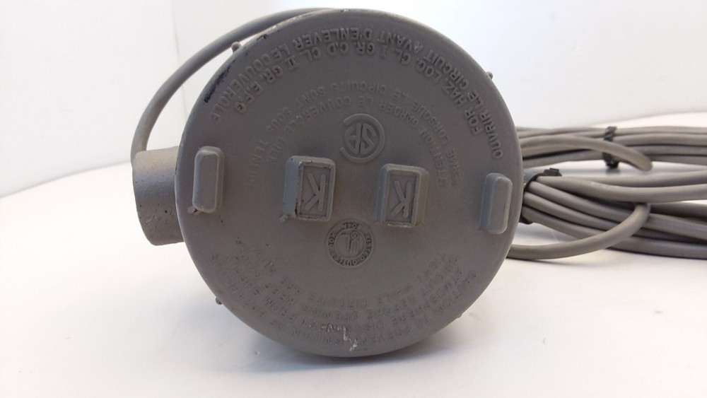 KILLARK GECEAT-2 EXPLOSION-PROOF CONDUIT BODY 3/4" INTERNALLY THREADED COVER