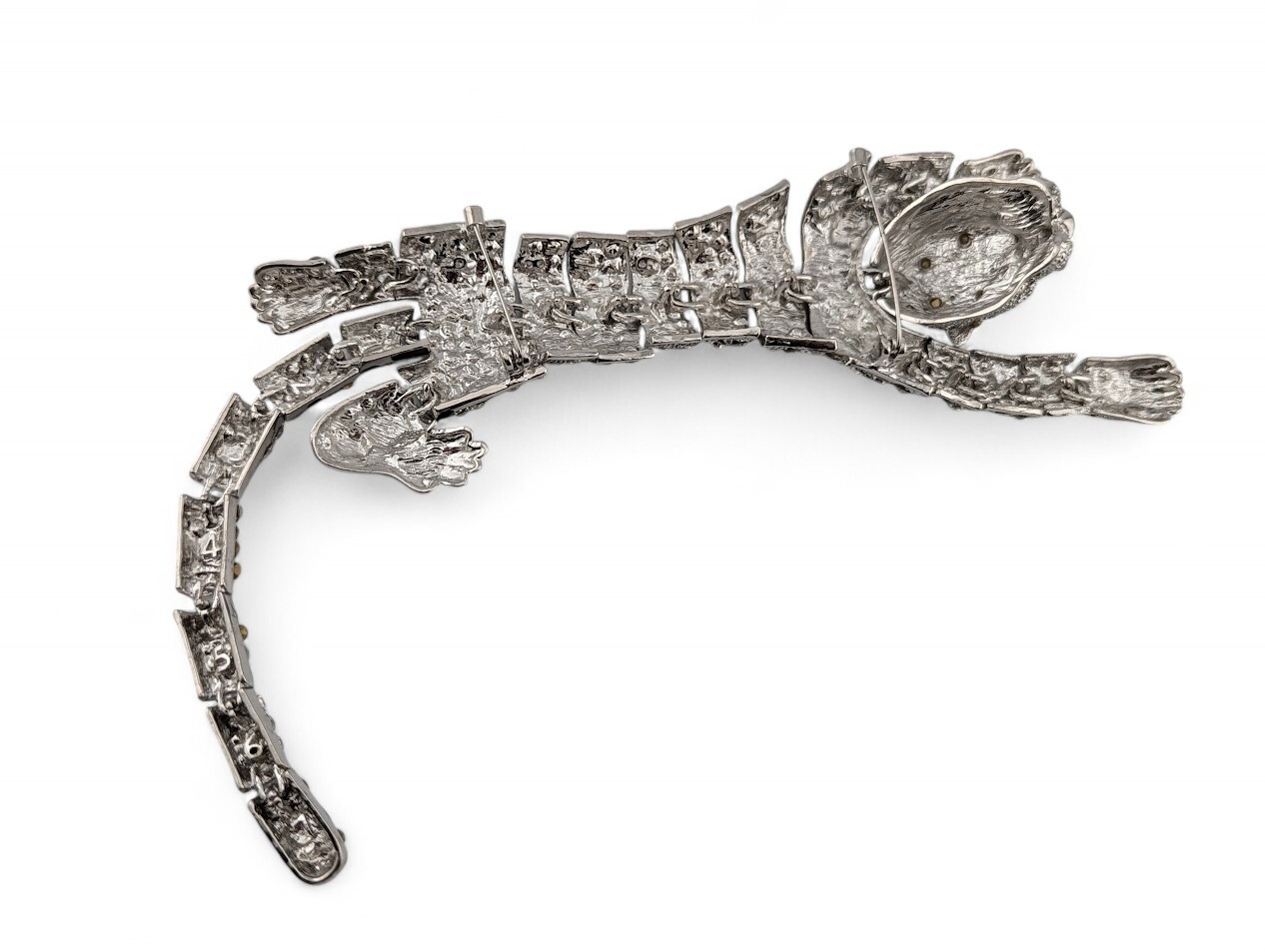 HUGE DRAPING WHITE TIGER SHOULDER BROOCH crystal enamel silvertone panther 7Z