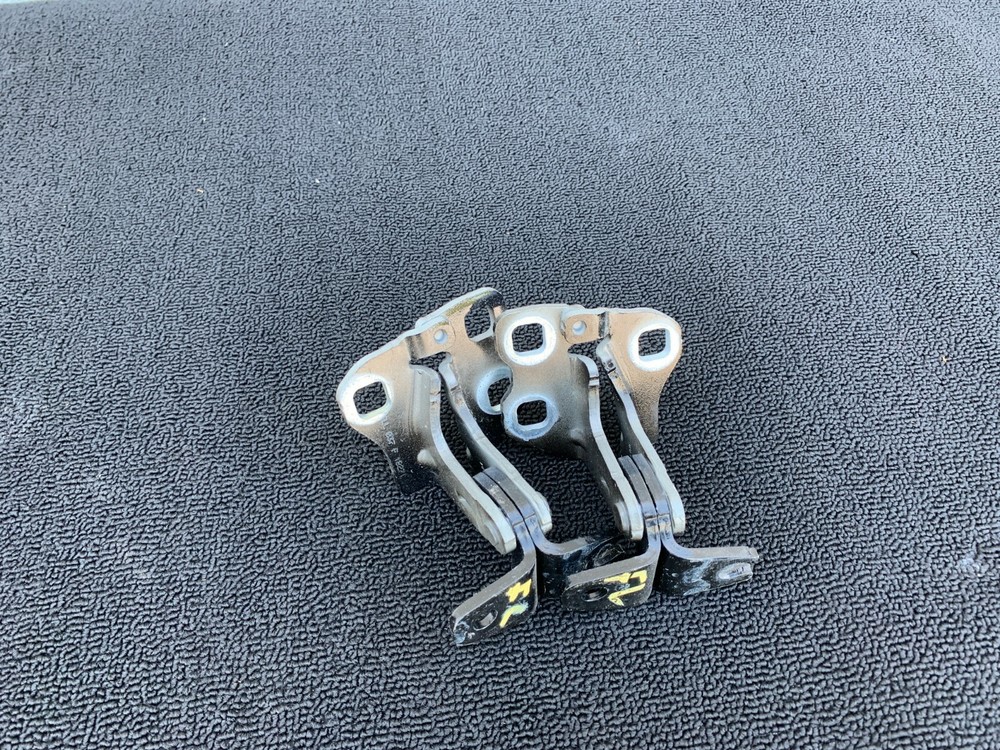 TESLA MODEL 3 2017-2019 FRONT LEFT DRIVER DOOR SUPPORT HING HINGES SET OEM