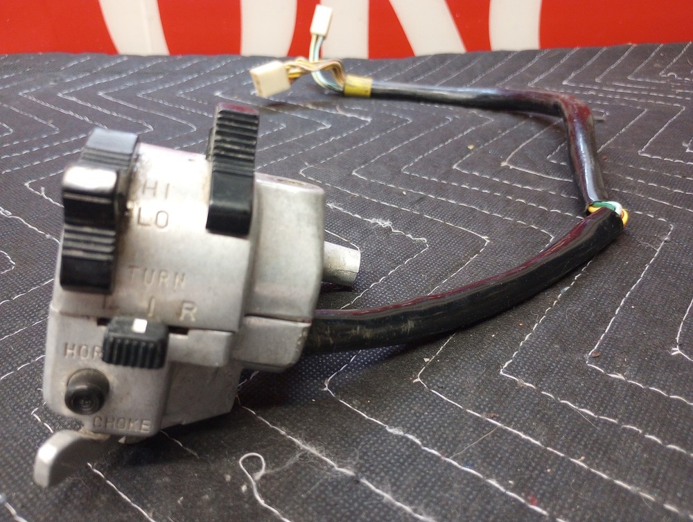 Suzuki TS TC  Left Handlebar Switch.  Suzuki Left Handlebar Switch 575-3
