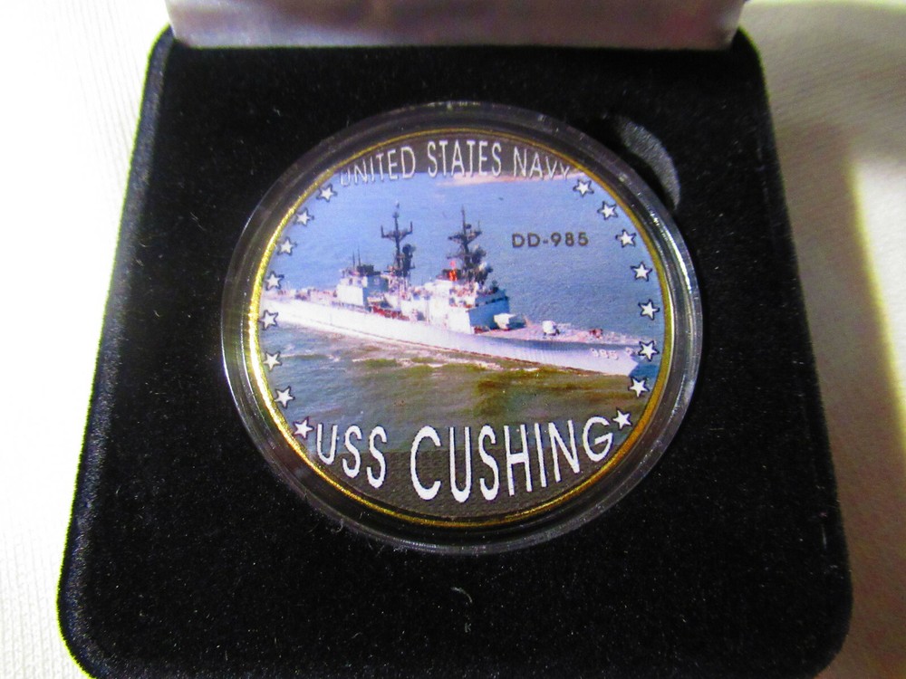 US NAVY - USS CUSHING (DD-985) Challenge Coin w/ Presentation Box