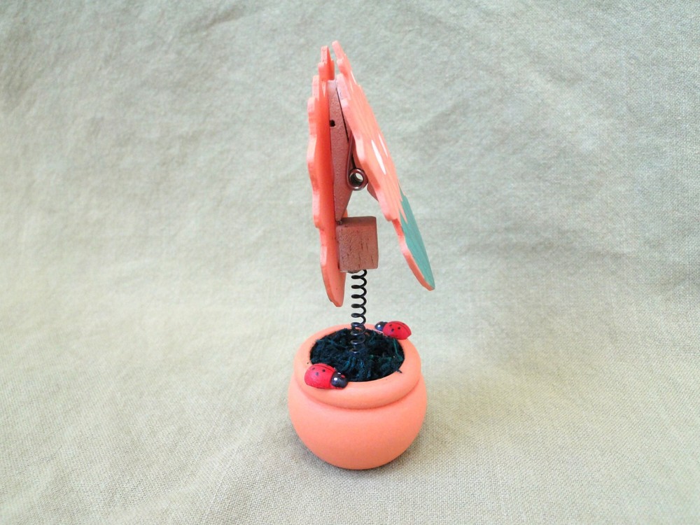 Orange Flower Note Holder