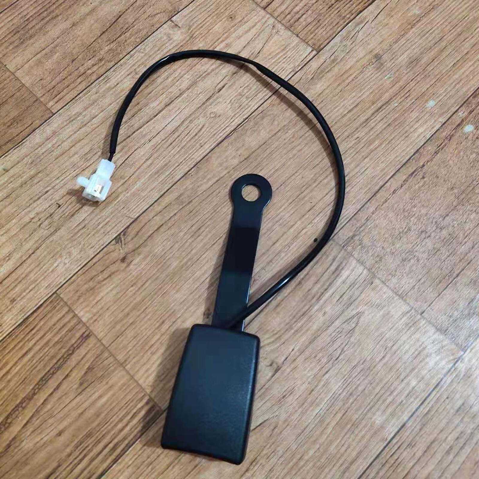 Front Driver Safety Seat belt Buckle Plug Connector Warning Cable Camlock Duty
