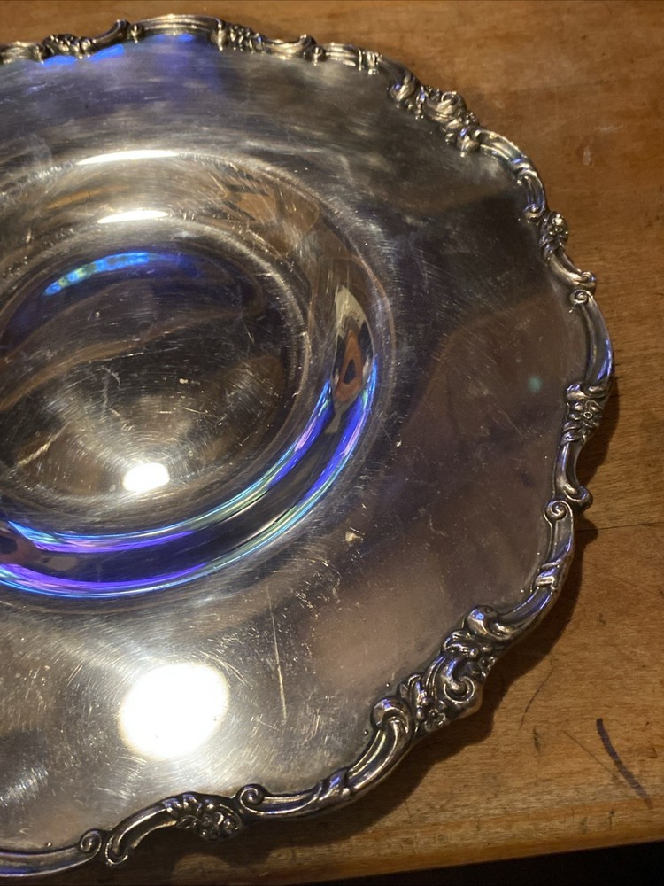 LUNT SILVERPLATE BON BON PLATE/ 'DELICACY' PATTERN