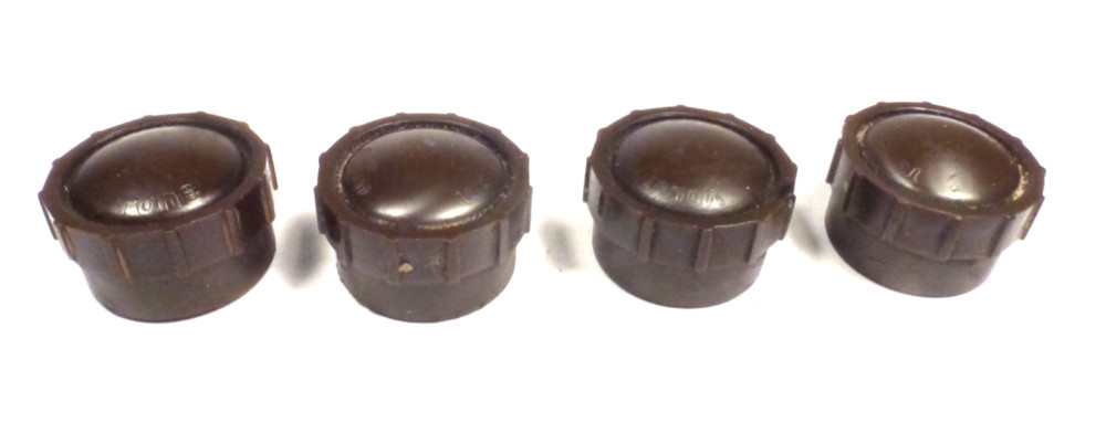 vintage SILVERTONE R-1261  TABLETOP :  SET OF 4 PUSH-ON lettered  BAKELITE KNOBS