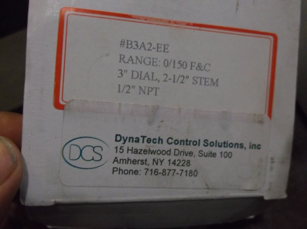 NIB DYNATECH B3A2-EE THERMOMETER 0-150F 1/2" NPT 2.5" STEM 3" DIAL (QQ3)