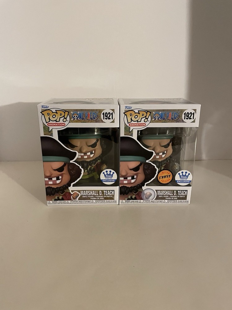 Funko Pop One Piece Marshall D. Teach #1921 Chase & Common Bundle  (1)
