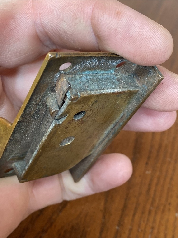 ANTIQUE Eagle Lock Co Brass Scissor Thumb Spring Locking Hook Latch Desk Door