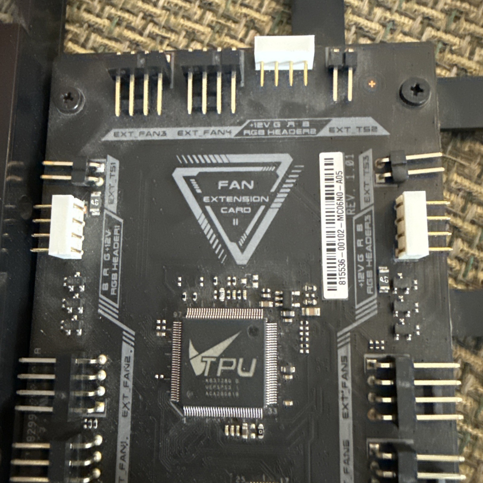 ASUS Fan Extension Card II ROG Maximus Extreme MC06N0 + Cables With Caddy