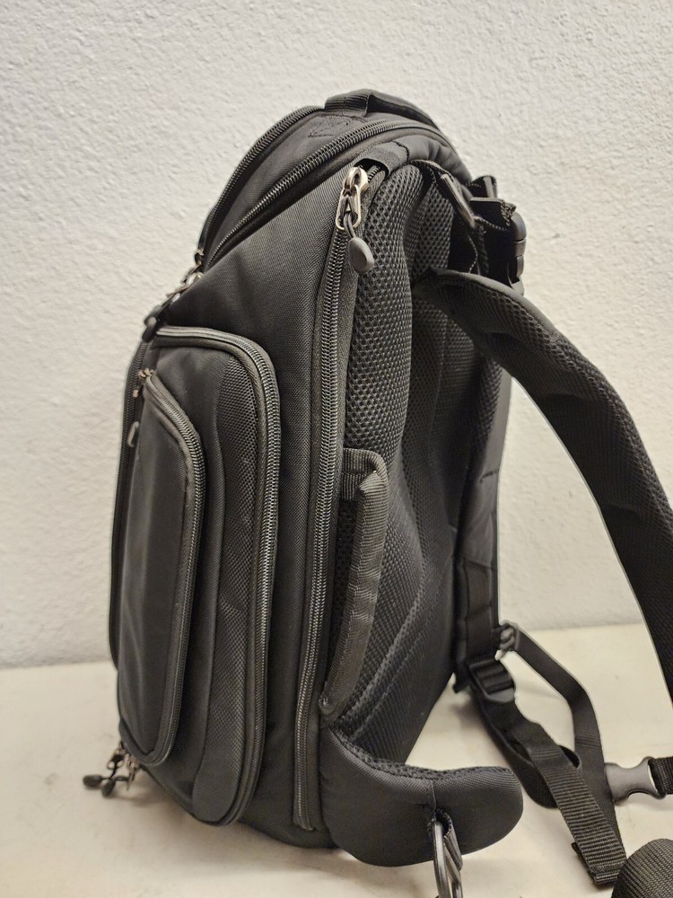 Case Logic DSS-103 Luminosity Large Sling Backpack (Black)