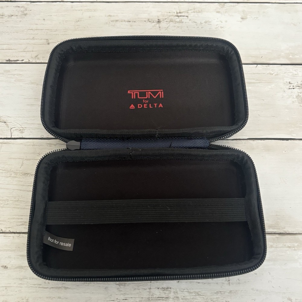 Tumi Delta Hard Shell Case Empty For Toiletry Cosmetics Amenity Kit Read*