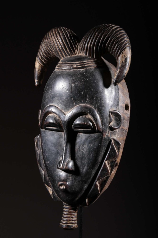 Mask Yohouré 2224