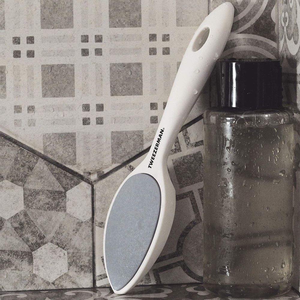 Ergonomic White Foot Scraper Callus Remover for Smooth Soft Feet