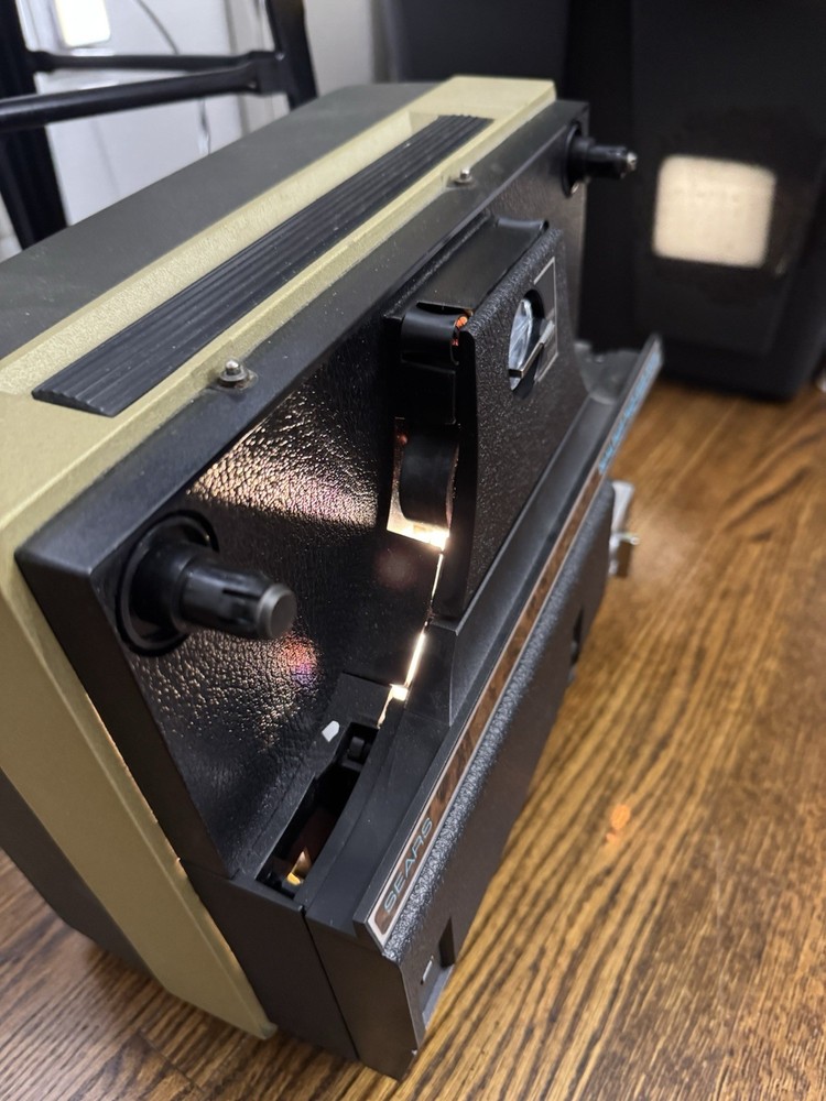 Sears DuAll Eight - Multispeed/Multidirection Movie Projector Model 584-92570
