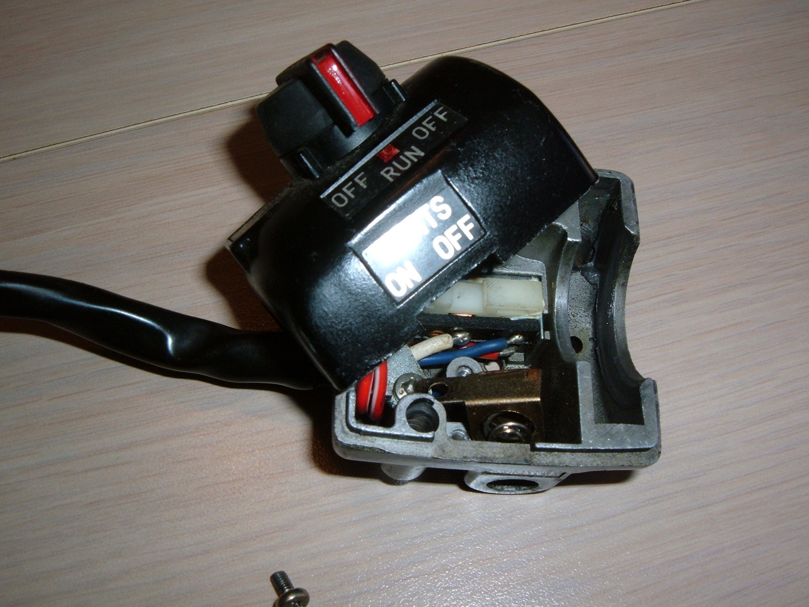 YAMAHA XJ, XS, XV, XV750, XS1100, XS650, XS850, XJ650, XS400 STARTER BUTTON NEW