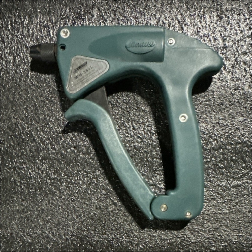 Cablofil Green Handheld Wire & Cable Tool