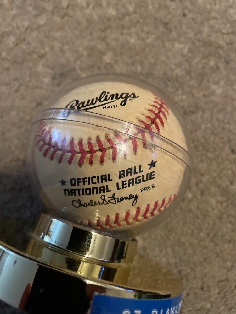 1987 Chicago Diamond Dinner Auto. Program + Associated Auto baseball