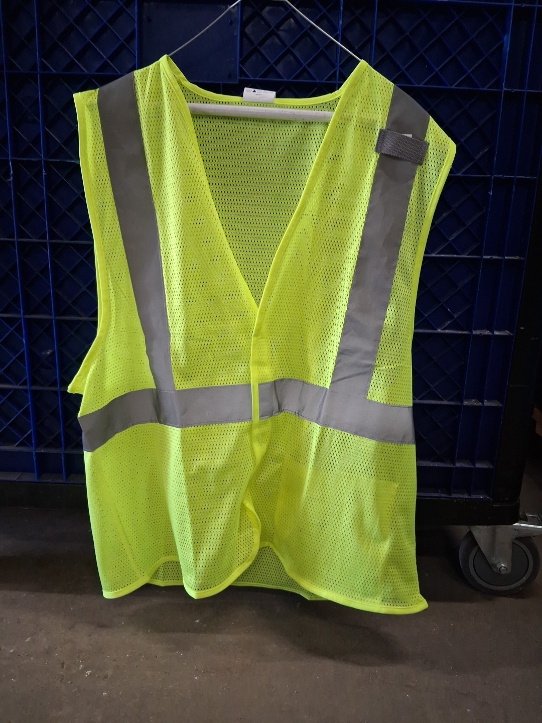 NEW (6) Sz. XL Lime Green Reflective Break Away Vest KR4001YM