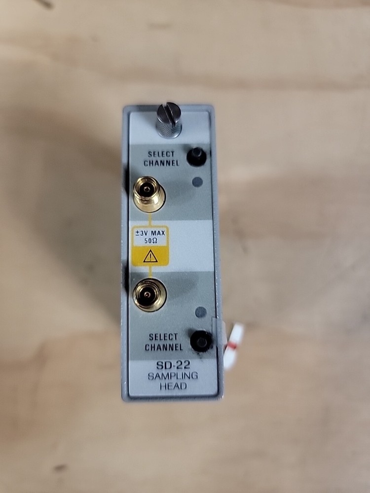 02       1-pcs  Tektronix SD22 SD-22 12.5 GHz Sampling Head
