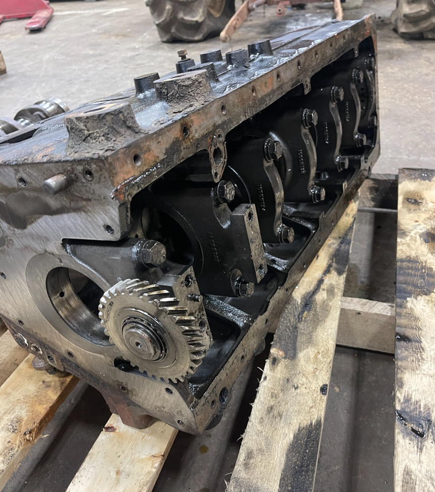 White 2-135 Tractor Engine Block
