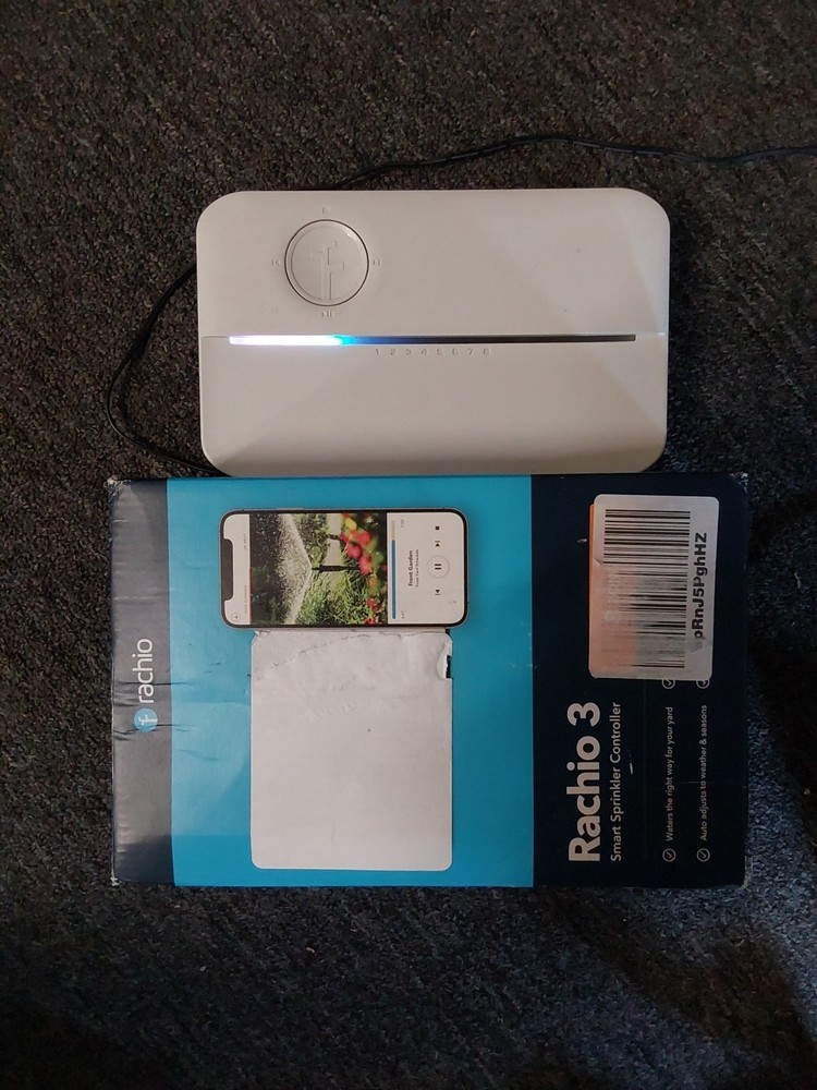 Tested Rachio 8-Zone Smart Sprinkler Controller BB