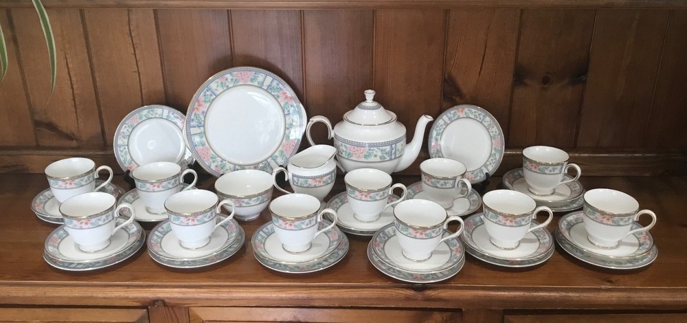Royal Grafton Sumatra Tea 37 pieces
