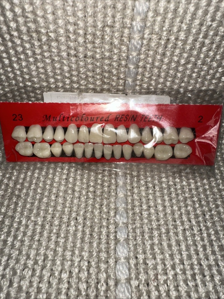 28Pcs/Set Dental Material Universal False Teeth Resin Teeth Model Durable