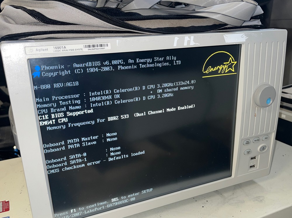 Agilent 16901A Logic Analysis System with Cables