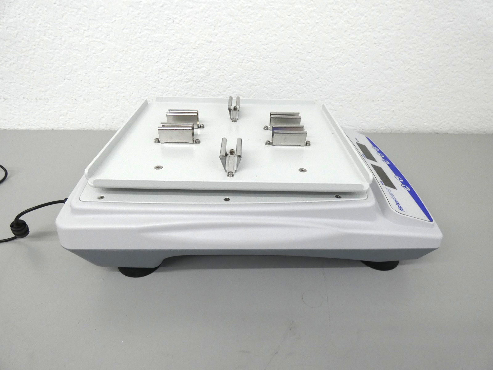 Fisherbrand Microplate Shaker w/ 4-Place Platform, 88861023
