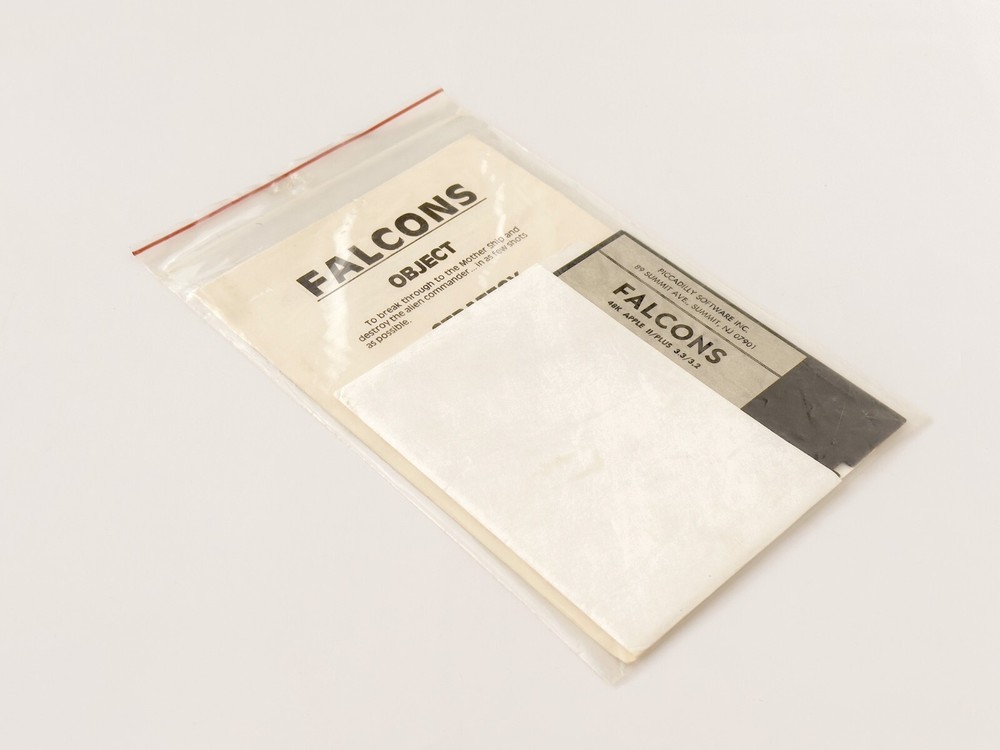 Falcons - Picadilly Software Inc. - 1981 / Apple II