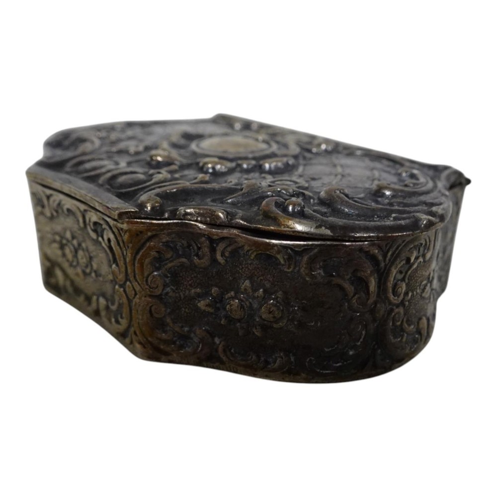 Silverplated Repousse Hinged Lid Snuff Trinket Box w Floral Pattern