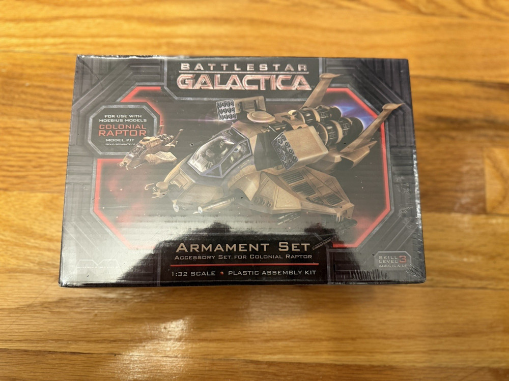 Battlestar Galactica Colonial Raptor and Armament Set from Moebius Models